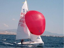 Equipa de 420 do Clube de Vela do Barreiro Em sesimbra uma presença com grande destaque