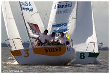 Olimpico do Barreiro Seth Sailing Team nas meias-finais da ISAF Nations Cup