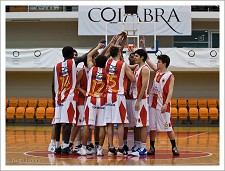 Basquetebol do FC Barreirense – Barreiro Repudia total e veementemente o título da notícia publicada: “Balbúrdia na equipa do Barreirense”