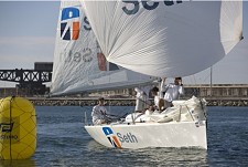 «Seth Sailing Team» equipa de Olimpico do Barreiro Vence Nº 10 do Mundo e está a uma vitória das meias finais
