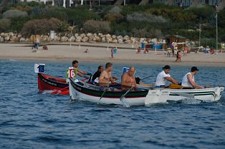 Regata de Aiolas na Baía de Sesimbra Tradicional prova sesimbrense disputa-se no domingo
