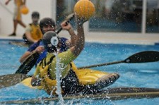 C.C. Setúbal vence a primeira competição Da «3ª Liga Ibérica do Sul de Kayak-Polo» . Derrota campeões nacionais de Espanha