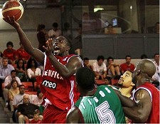 Benfica vence na Ucrânia Encarnados seguem na Eurochallenge