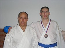 Karateca do Barreiro Filipe Reis conquista 3º lugar no Campeonato da Europa