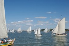 Hoje por todo o Estuário do Tejo Regata Atlântico Azul De Lisboa ao Montijo, com o olhar em Almada... no Barreiro e Moita