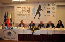 Meia Maratona de Setúbal 2012 «Esperamos um bonito colorido humano nas ruas da cidade para esta festa do atletismo»