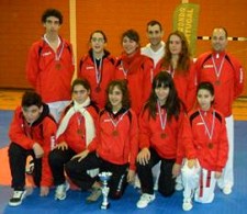 Distrital de Combates de Taekwondo de Setúbal GDR «Os Leças» do Barreiro campeão Distrital de Cadetes Femininos