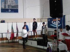 Remadores do GD Ferroviários do Barreiro /Baía do Tejo Primeiros lugares nos escalões Iniciados e juvenis em Remo Indoor