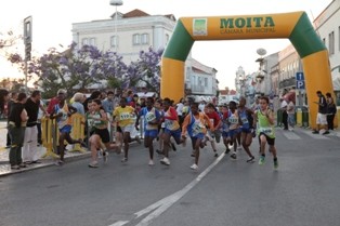 Milha Ribeirinha Noturna da Moita – AtletisMoita Dirigida a atletas federados e não federados
