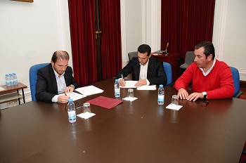 Gestão, utilização e manutenção dos Campos Municipais de Santiago do Cacém Município e União Sport Club celebram protocolo