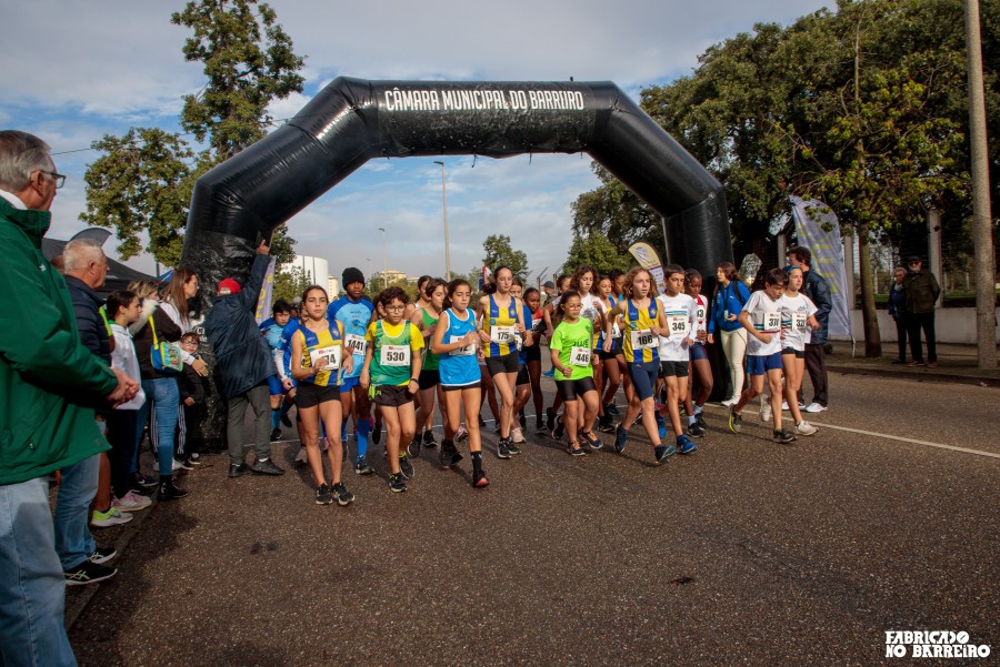 BARREIRO - Campeonato Regional de Marcha Atlética Na prova participaram 163 atletas . 57 masculinos e 106 femininos