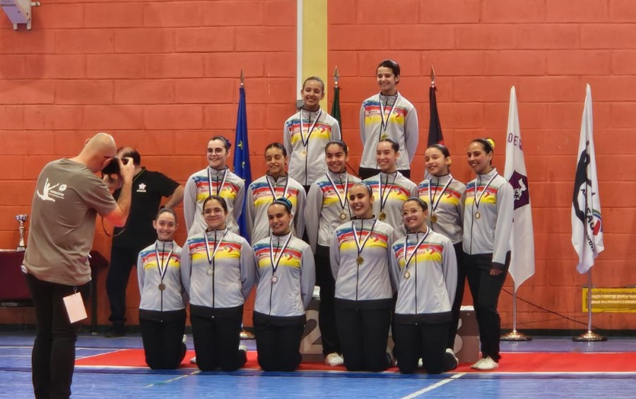 BARREIRO - 1º Torneio AGDS de Ginástica Aeróbica AUREAGYM Associação Desportiva presente com 20 ginastas . Excelente participação
