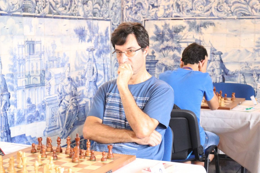 António Fernandes e Luís Silva lideram final do Nacional Absoluto Bruno Martins ( Montijo ) Sérgio Rocha ( Barreiro) empate
