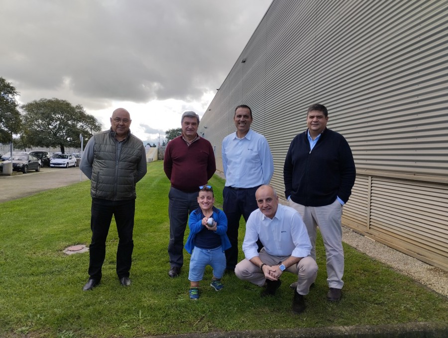 Palmela - ATEC rumo às Olimpíadas de Paris 2024 com Simone Fragoso Formadores e alunos desenvolveram o peso que acompanhará a atleta