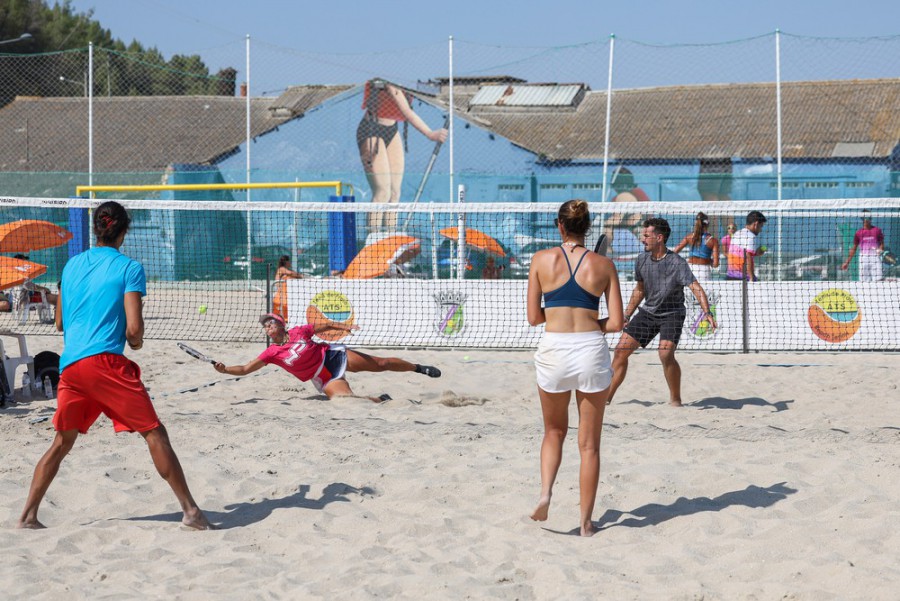 Associação de Ténis de Setúbal Elite mundial do ténis de praia no Parque Urbano de Albarquel