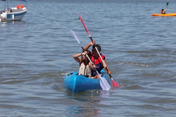 Moita - «Agosto Flutuante» Canoagem gratuita e para todos na Praia Fluvial do Rosário