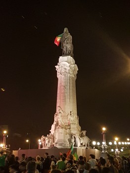Portugal é Campeão Europeu Deslocação em massa à capital para ver o jogo na esperança de festejar