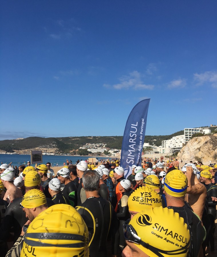 SIMARSUL reforça o valor da água na Travessia da Baía de Sesimbra Uma das mais prestigiadas provas de natação de águas abertas