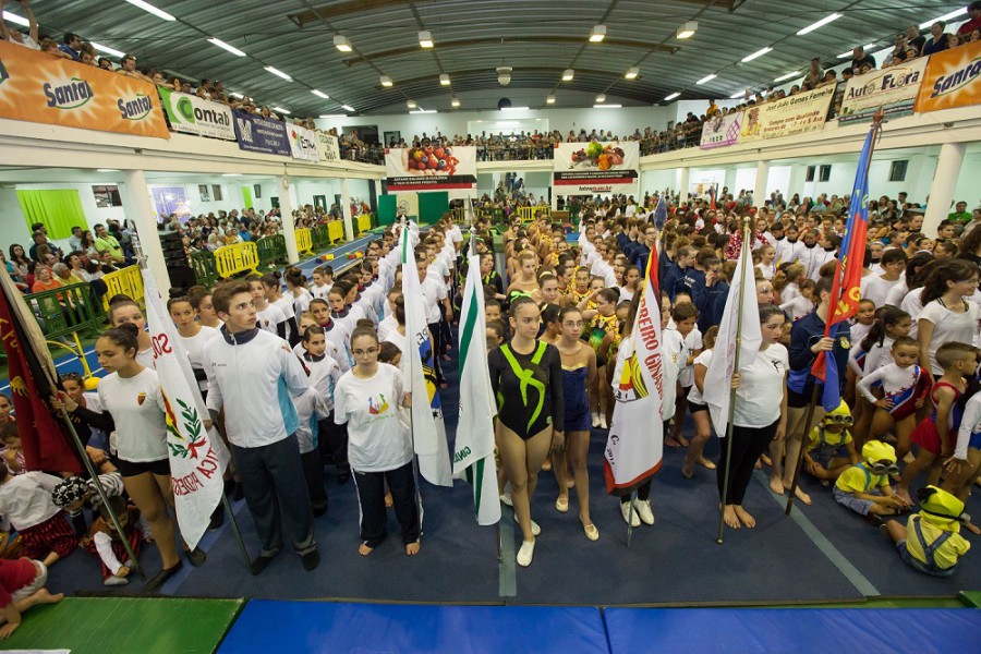 No Pavilhão Municipal de Exposições na Moita GimnoMoita volta a reunir centenas de atletas