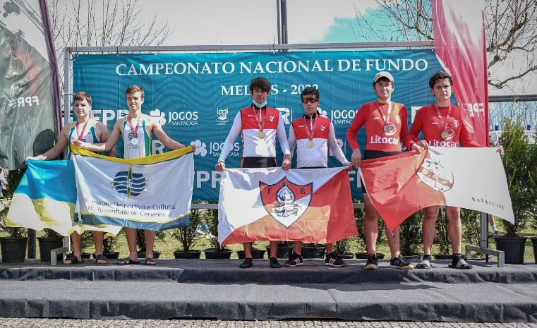 Ferroviários do Barreiro são Campeões Nacionais de Remo Dinis Calisto e Gabriel Lourenço (Juvenis) alcançaram o lugar mais alto do pódio na regata de Double-scull