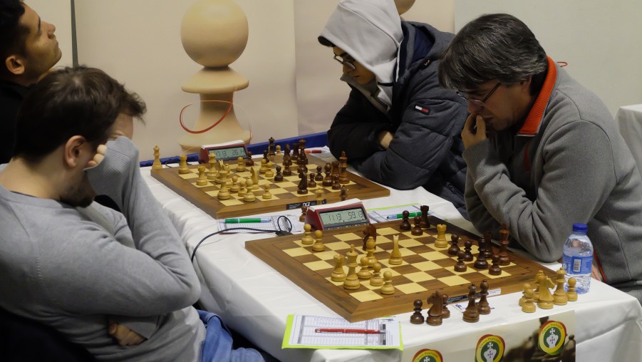 Sérgio Rocha do Barreiro falhou por pouco o triunfo sobre o grande mestre polaco Marcel Kanarek Gomez Ledo e Nhat To isolados na frente do Open de Portugal