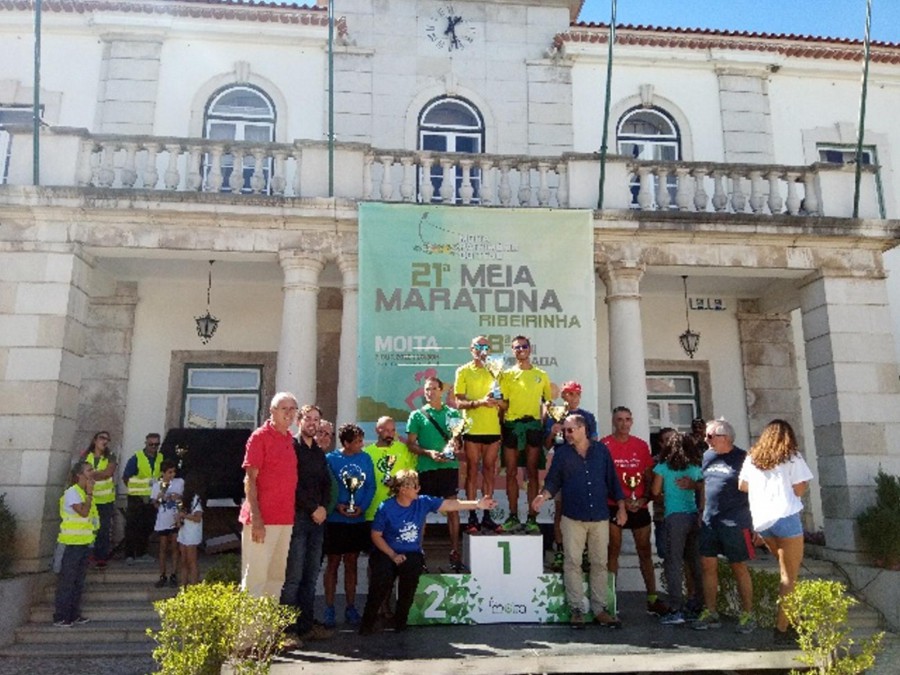 Moita - Paulo Paula vencedor da 21ª Maratona Ribeirinha Susana Cunha foi a primeira atleta feminina