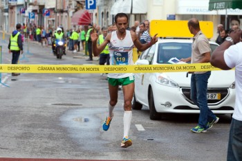 Meia Maratona Ribeirinha da Moita Nelson Cruz do Clube Pedro Pessoa Escola de Atletismo foi o grande vencedor