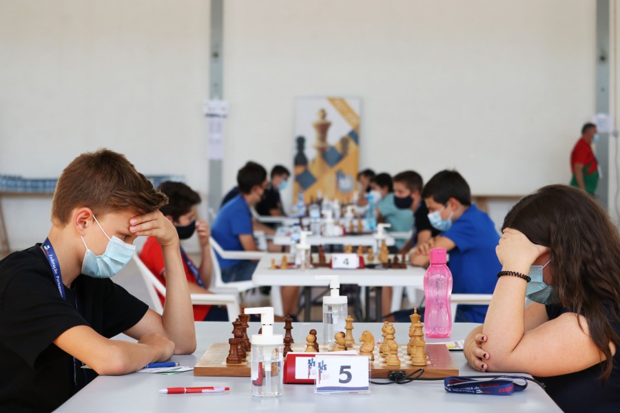 xadrez - Lei do mais forte no regresso dos Nacionais de Jovens Nos Sub-14 Artur Guia do GD Ferroviários do Barreiro em destaque