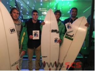 Circuito SCS 2016 chega ao fim na Praia de Sesimbra Martim Nunes venceu a etapa nas categorias Surf Sub-12 e Sub-14