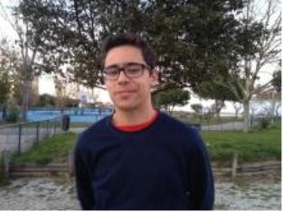 Bernardo Oliveira do Centro de Atletismo da Baixa da Banheira - Moita Vice-Campeão Regional de Juniores no Lançamento Martelo