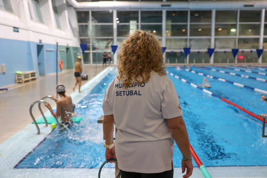 Setúbal - Piscinas municipais das Palmeiras e de Azeitão Reabrem na segunda-feira para o início da época desportiva