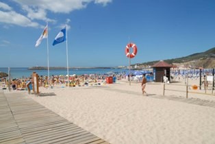 Na Praia do Ouro em Sesimbra Campeonato Nacional Futebol de Praia 2015 - Divisão de Elite
