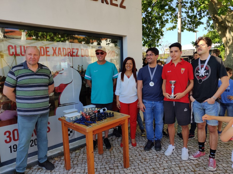 Na Academia de Xadrez do Barreiro 6ª e última prova do 24º Circuito de Xadrez do Barreiro .400 participações ao longo de todo o circuito