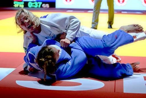 Telma Monteiro do Distrito de Setúbal - Almada «Sou a judoca mais medalhada em europeus, é o meu sexto título europeu e a minha 15ª medalha»
