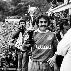 Barreiro - Vestiu a camisola alvi rubra do FC Barreirense Manuel Bento eleito este ano o melhor guarda-redes português de sempre