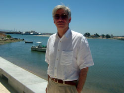 Barreiro - 20 anos Cidade Emídio Xavier em entrevista a “Rostos” afirma PS apresentou projectos estruturados para a cidade