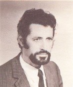 Um Cravo Encarnado em Memória do Professor Rogério Fráguas Por Manuela Fonseca