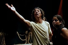 No Barreiro Emídio – Fazer do surreal o real de todos os dias (e também de inúmeras noites)