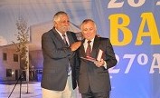 Faleceu Alves Pereira CIDADÂO BARREIRO RECONHECIDO 2011 - ÁREA DO TRABALHO . Pesar Delegação Barreiro dos Advogados