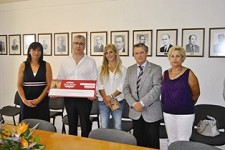 Sónia Matias em Grândola Doa o seu Cachet da Corrida da Feira de Agosto à AISGRA