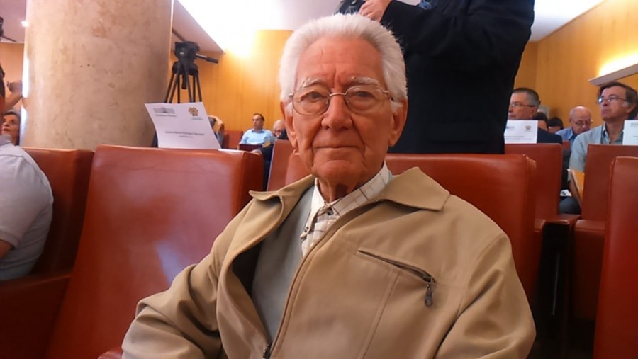 Faleceu Armando Cunha Santos Presidente da Direção do Cine Clube do Barreiro