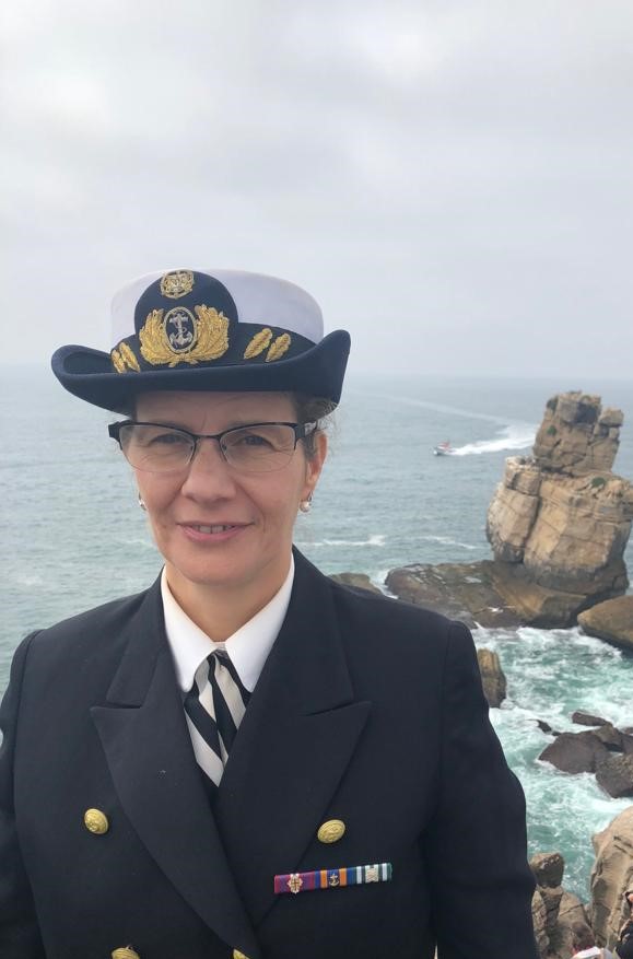 Médica naval Maria Correia Halpern Diniz Primeira militar da Marinha promovida a oficial general