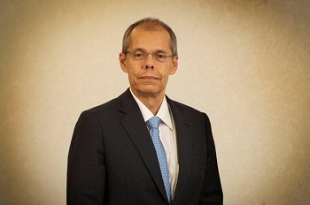 Petrobras e Galp Energia homenageadas a 9 de janeiro Universidade de Aveiro atribui Doutoramento Honoris Causa a José Formigli e a Ferreira De Oliveira