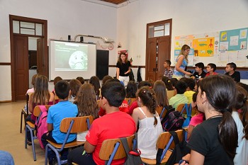 BARREIRO - AÇÃO DE SENSIBILIZAÇÃO COM ALUNOS DO 1º CICLO MEDICAMENTOS … QUAL O SEU FIM? A VALORMED E A CMB EXPLICAM!