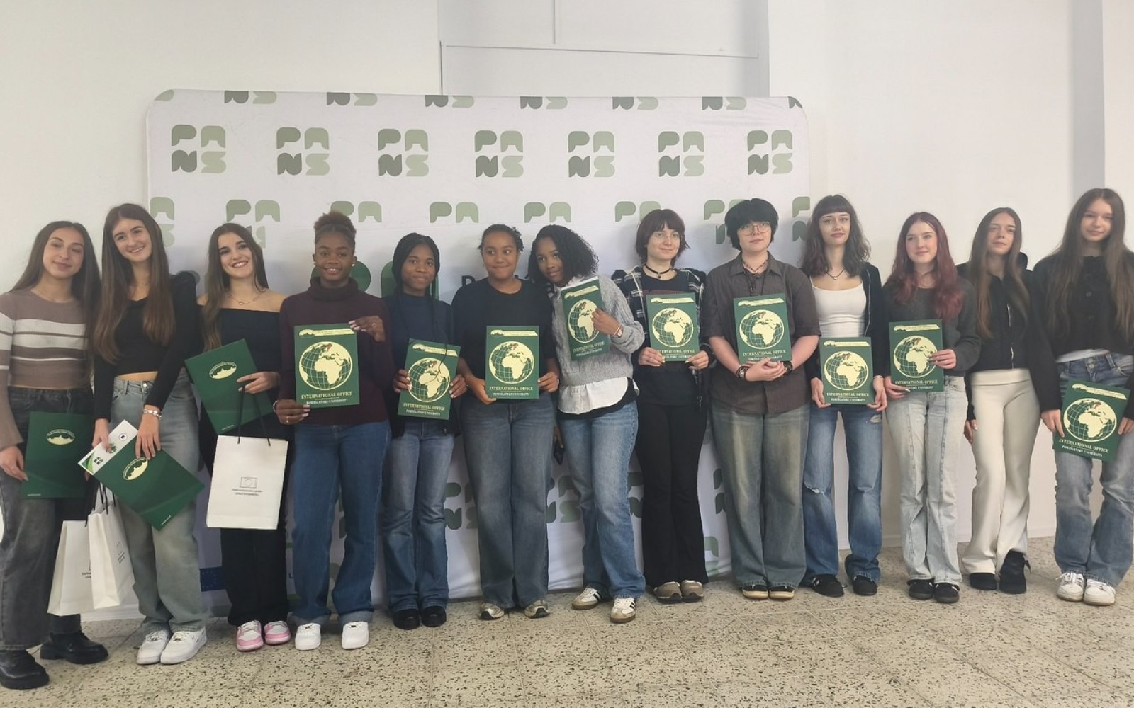 Barreiro - Agrupamento de Escolas Augusto Cabrita Programa Erasmus+ Projeto “Emissaries for Sustainability” reúne parceiros na Polónia para o encontro final