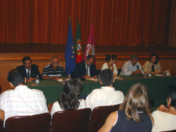 Encontro do Desporto Escolar CAEPS 2004 DESPORTO ESCOLAR EM SETÚBAL MOSTROU DINAMISMO EM PALMELA