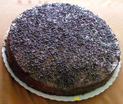 Concurso de Doçaria Com Chocolate no Barreiro Pastelaria Algarvia vencedora com o bolo "Brigadeiro"