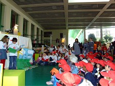 Shape Up - Projecto Europeu de Prevenção da Obesidade Infantil Alunos da EB1 nº 3 do Barreiro apresentam peça de teatro em Santarém