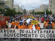 Agrupamento de Escolas Álvaro Velho - Barreiro Pela defesa do Ambiente a «Marcha de alerta para o aquecimento global» assinalou em festa o «Dia Mundial do Ambiente»