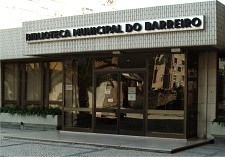 BIBLIOTECA MUNICIPAL DO BARREIRO «ARTISTAS DE PALMO E MEIO»